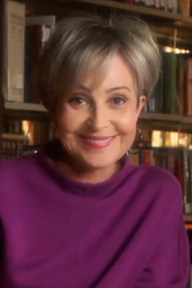 Annie Potts 2019