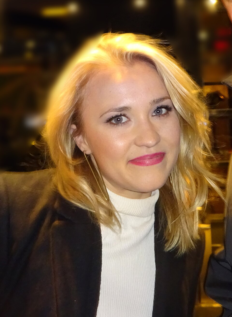 Emily Osment 2016