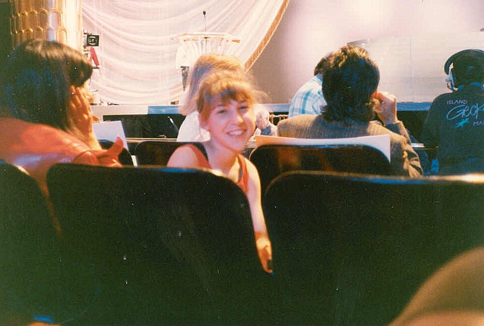 Mayim Bialik 1989 (jung)