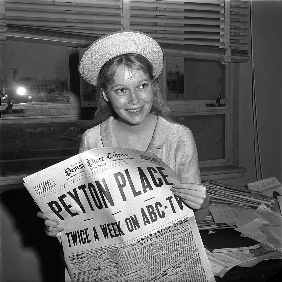 Mia Farrow 1964 (jung)