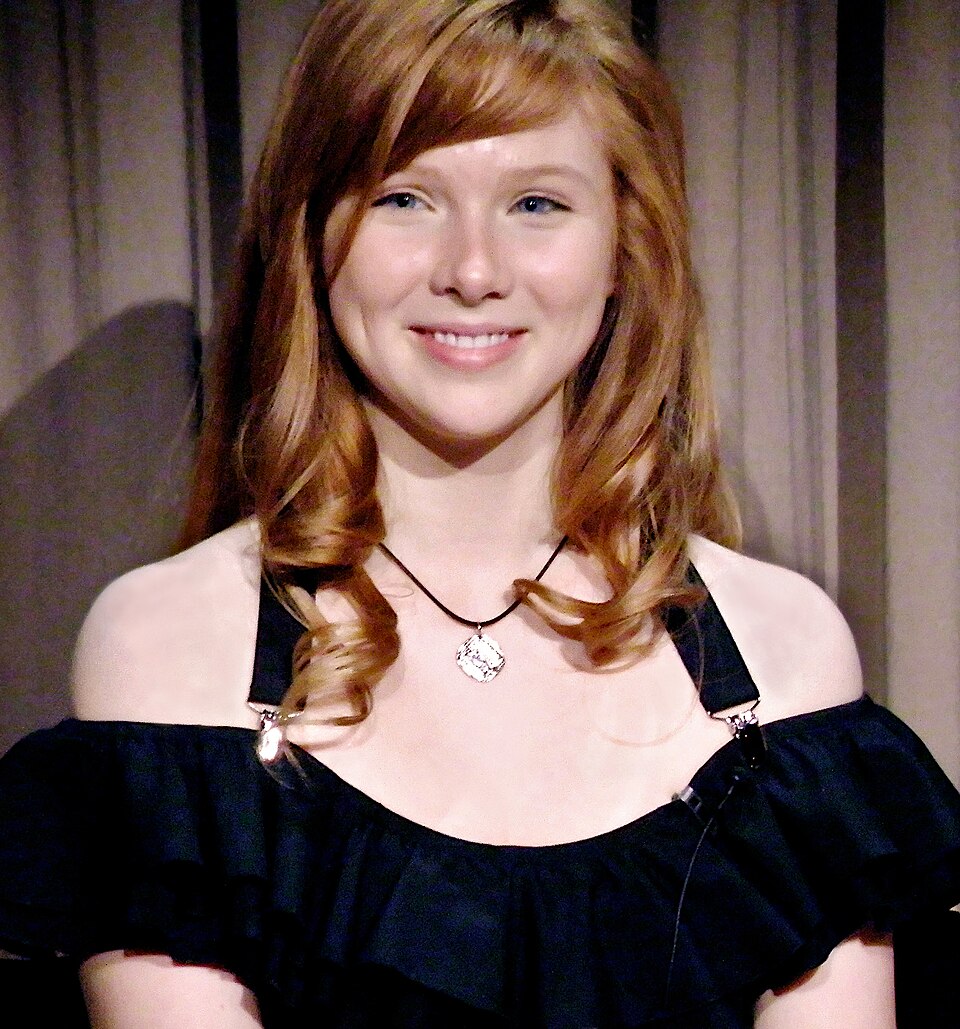 Molly C. Quinn 2010 (jung)