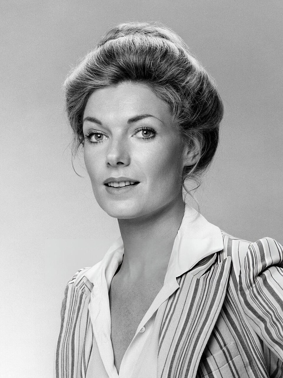 Susan Sullivan 1976 (jung)