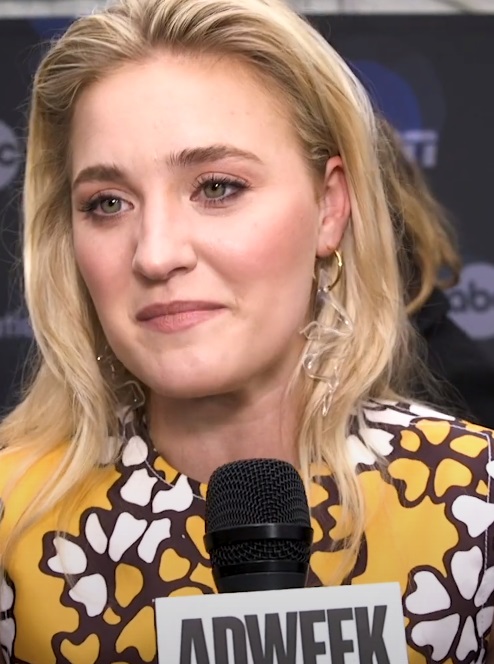 Amanda Michalka 2019
