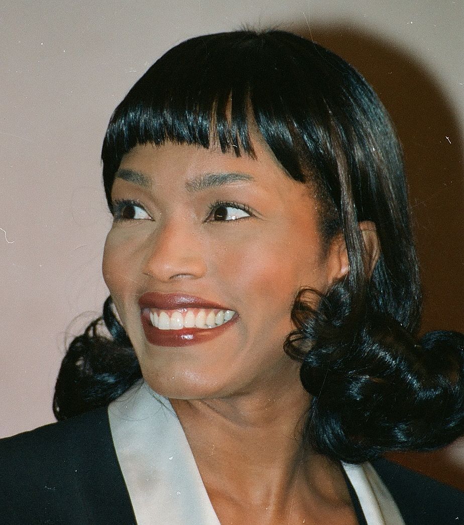 Angela Bassett 2019