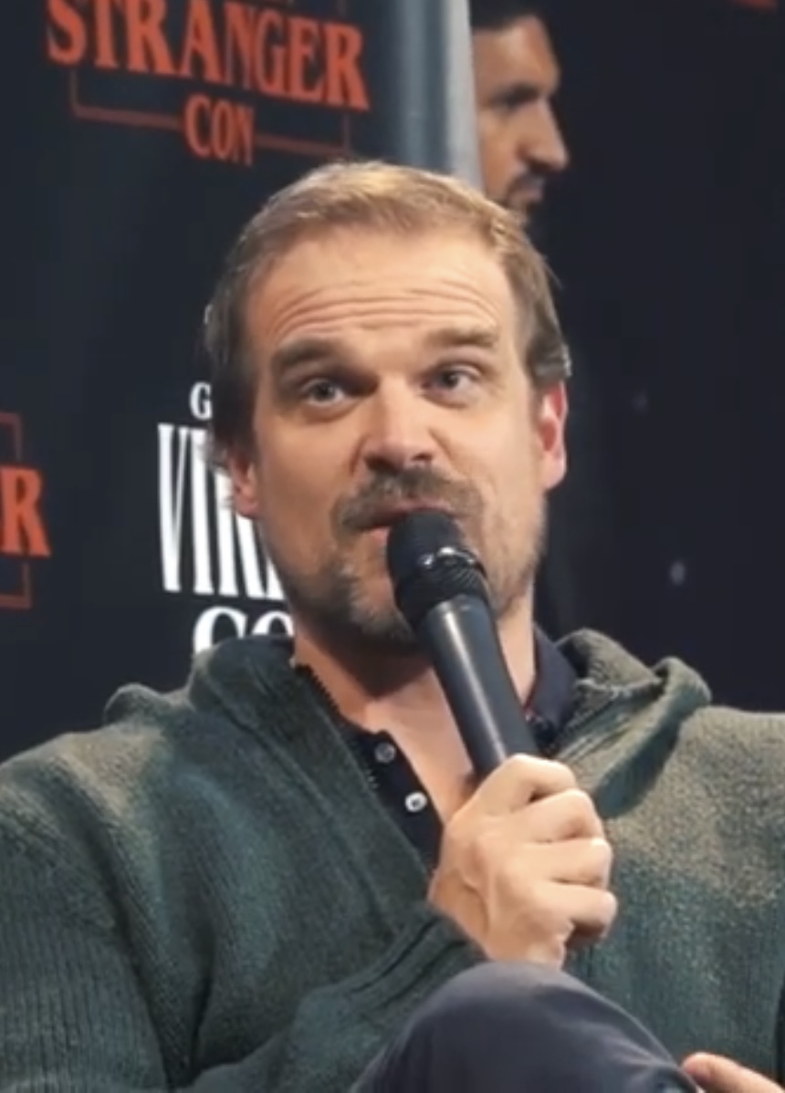 David Harbour 2022