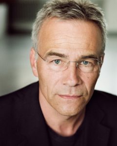 Klaus J. Behrendt
